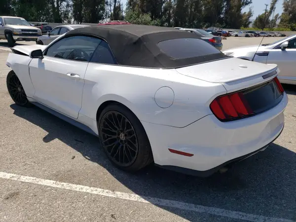 1FATP8UH3G5328944 2016 FORD MUSTANG - Image 2