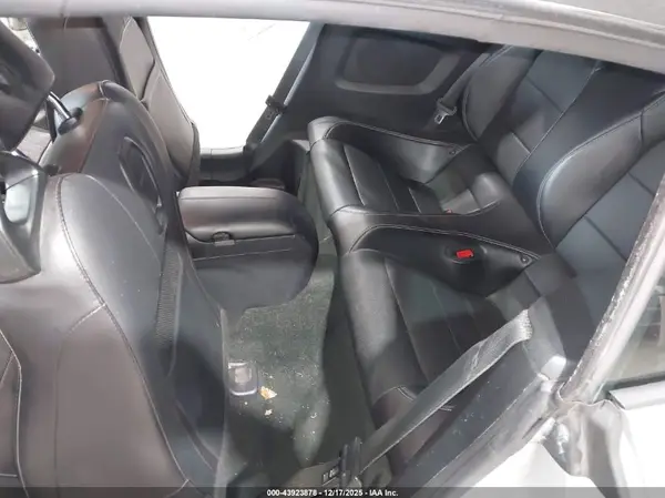 1FATP8UH3H5273123 2017 FORD MUSTANG - Image 8