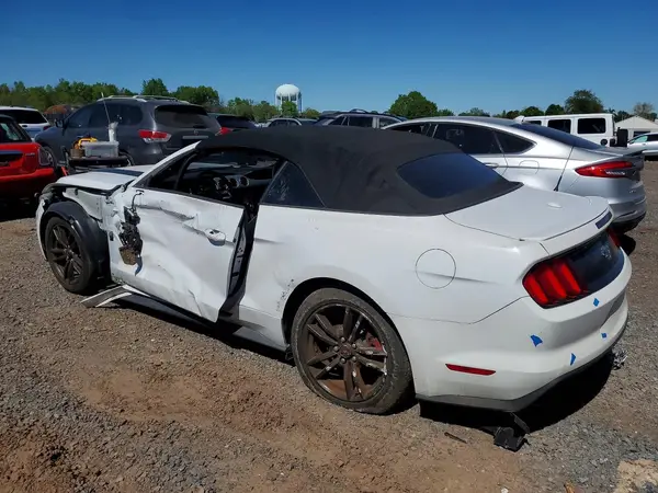 1FATP8UH3H5279746 2017 FORD MUSTANG - Image 2