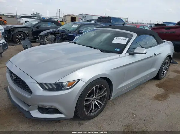 1FATP8UH3H5287393 2017 FORD MUSTANG - Image 2