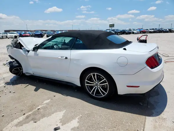 1FATP8UH3H5293453 2017 FORD MUSTANG - Image 2