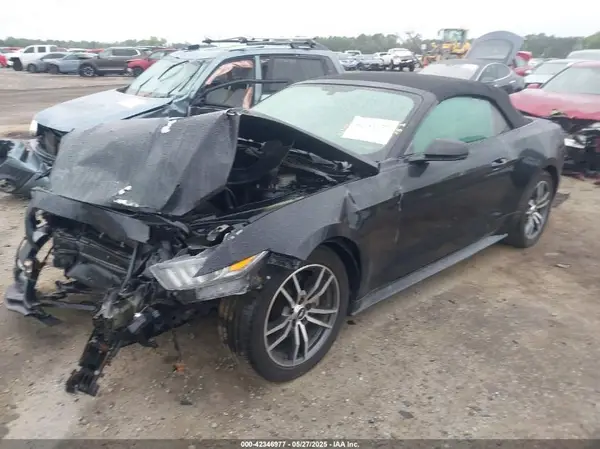1FATP8UH3H5295820 2017 FORD MUSTANG - Image 2