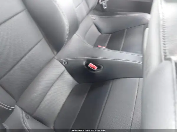1FATP8UH3H5302135 2017 FORD MUSTANG - Image 8