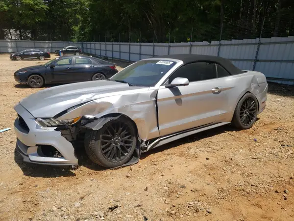 1FATP8UH3H5307982 2017 FORD MUSTANG - Image 1