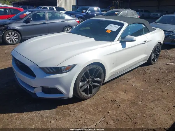 1FATP8UH3H5328962 2017 FORD MUSTANG - Image 2