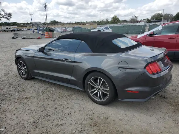 1FATP8UH3H5334454 2017 FORD MUSTANG - Image 2