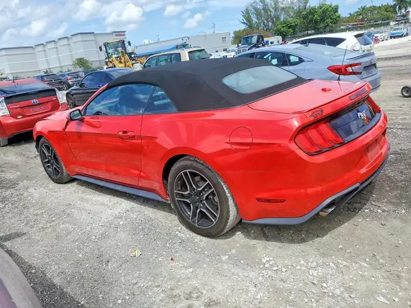 1FATP8UH3J5115306 2018 FORD MUSTANG - Image 2