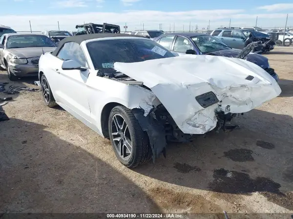 1FATP8UH3J5124118 2018 FORD MUSTANG - Image 1