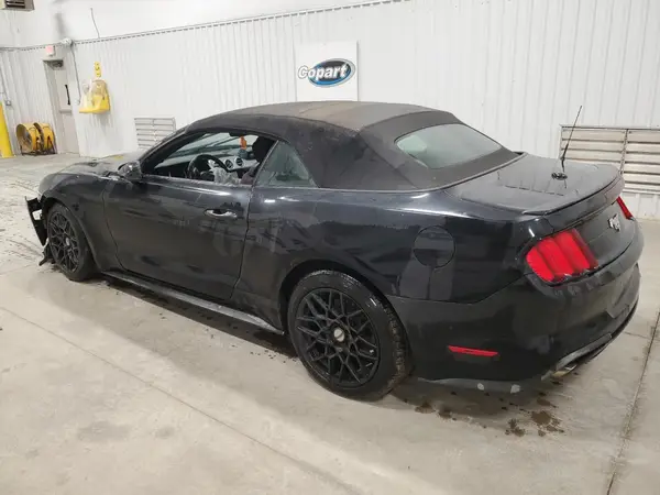 1FATP8UH3J5124488 2018 FORD MUSTANG - Image 2