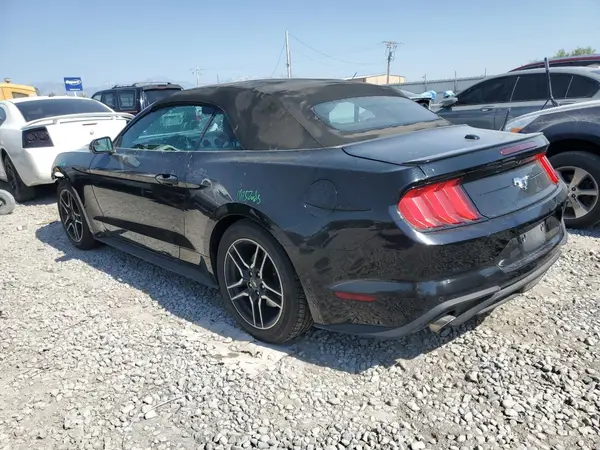 1FATP8UH3J5132669 2018 FORD MUSTANG - Image 2