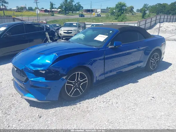 1FATP8UH3J5133529 2018 FORD MUSTANG - Image 2