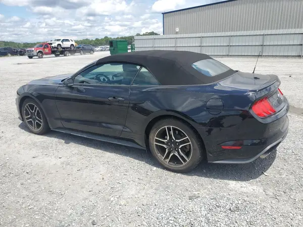 1FATP8UH3J5133742 2018 FORD MUSTANG - Image 2