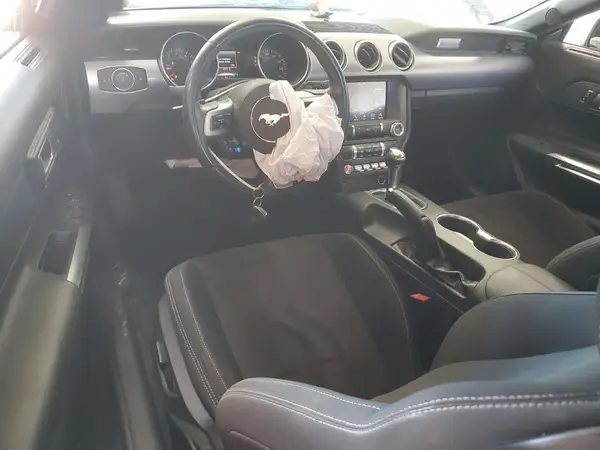 1FATP8UH3J5137578 2018 FORD MUSTANG - Image 8