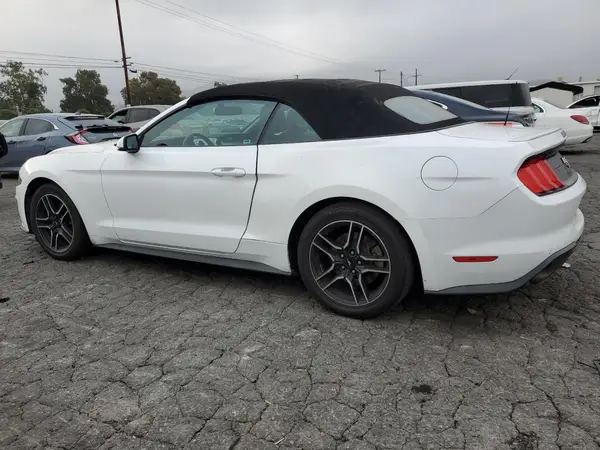 1FATP8UH3J5155126 2018 FORD MUSTANG - Image 2