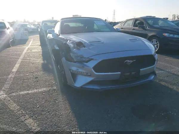 1FATP8UH3J5160147 2018 FORD MUSTANG - Image 1