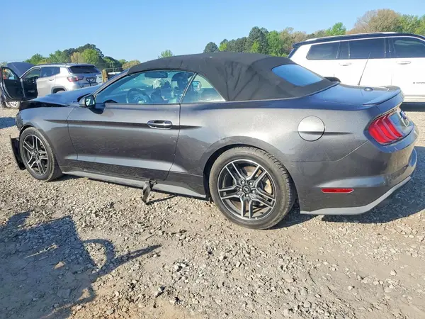 1FATP8UH3K5106512 2019 FORD MUSTANG - Image 2