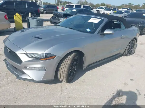 1FATP8UH3L5120704 2020 FORD MUSTANG - Image 2