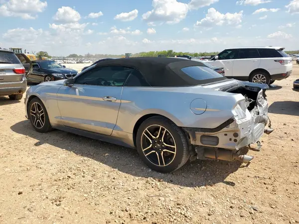 1FATP8UH3L5179798 2020 FORD MUSTANG - Image 2