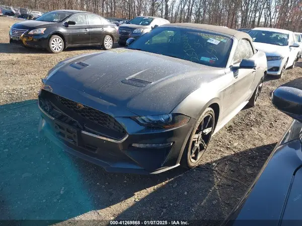 1FATP8UH3L5188176 2020 FORD MUSTANG - Image 2