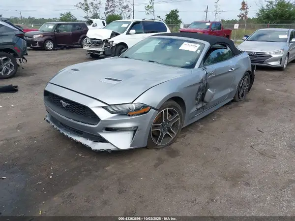 1FATP8UH3M5104956 2021 FORD MUSTANG - Image 2