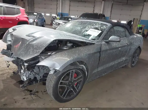 1FATP8UH3M5116279 2021 FORD MUSTANG - Image 2