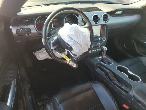 1FATP8UH3M5122230 2021 FORD MUSTANG - Image 8