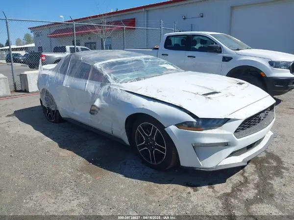 1FATP8UH3N5113903 2022 FORD MUSTANG - Image 1