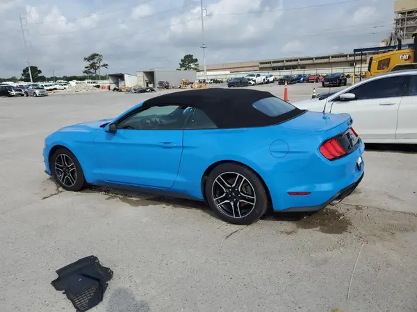 1FATP8UH3N5115604 2022 FORD MUSTANG - Image 2