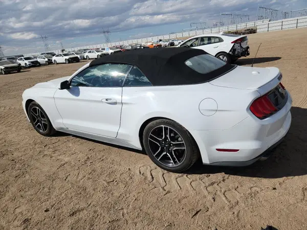 1FATP8UH3N5120205 2022 FORD MUSTANG - Image 2