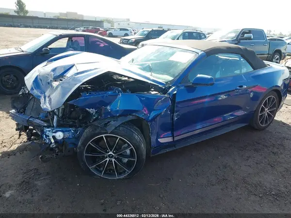 1FATP8UH3N5122309 2022 FORD MUSTANG - Image 2