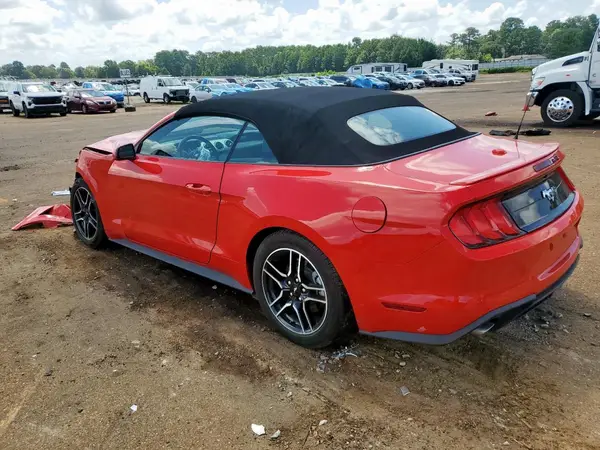 1FATP8UH3N5124092 2022 FORD MUSTANG - Image 2