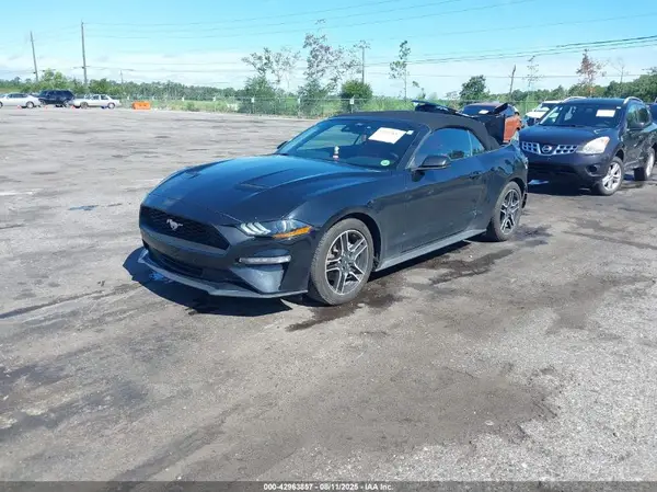 1FATP8UH3N5145055 2022 FORD MUSTANG - Image 2