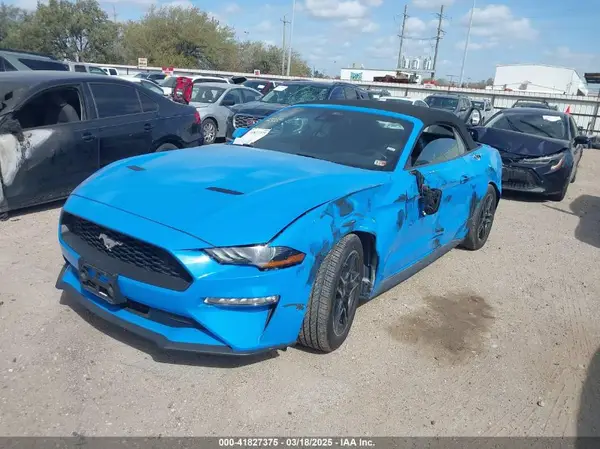 1FATP8UH3P5105710 2023 FORD MUSTANG - Image 2