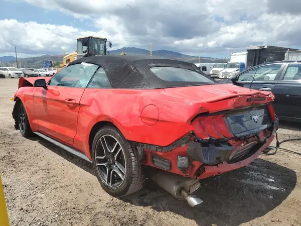 1FATP8UH3P5107554 2023 FORD MUSTANG - Image 2