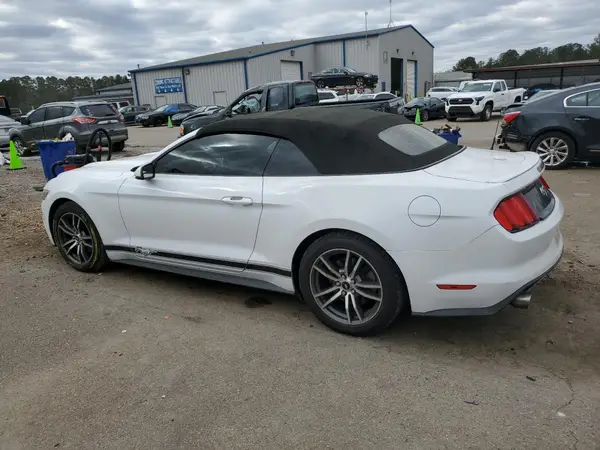 1FATP8UH4G5221868 2016 FORD MUSTANG - Image 2