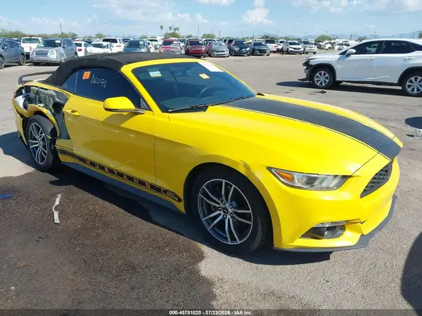 1FATP8UH4G5231784 2016 FORD MUSTANG - Image 1