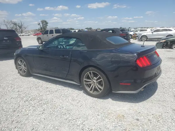 1FATP8UH4G5281889 2016 FORD MUSTANG - Image 2