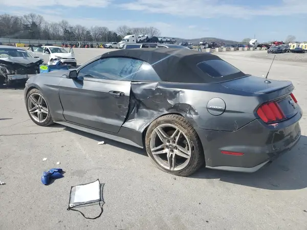 1FATP8UH4G5296134 2016 FORD MUSTANG - Image 2