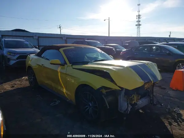 1FATP8UH4G5296375 2016 FORD MUSTANG - Image 1