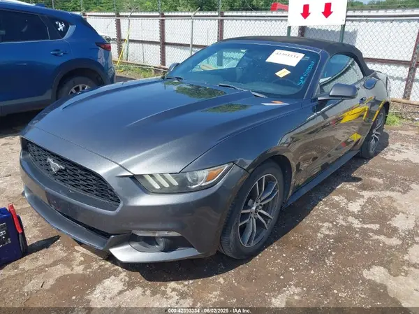 1FATP8UH4G5304605 2016 FORD MUSTANG - Image 2