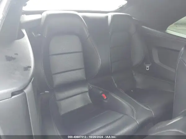 1FATP8UH4H5218146 2017 FORD MUSTANG - Image 8