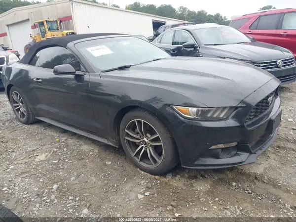 1FATP8UH4H5220592 2017 FORD MUSTANG - Image 1