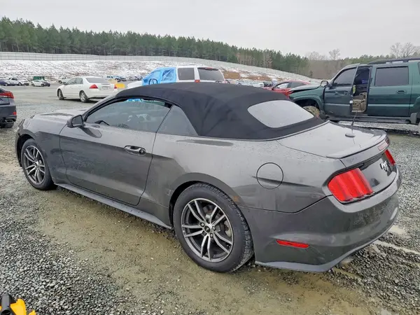 1FATP8UH4H5245170 2017 FORD MUSTANG - Image 2