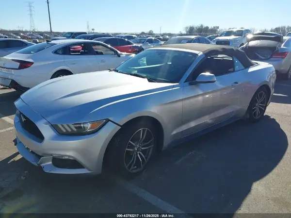 1FATP8UH4H5278315 2017 FORD MUSTANG - Image 2