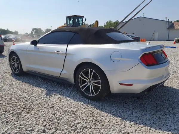 1FATP8UH4H5292926 2017 FORD MUSTANG - Image 2