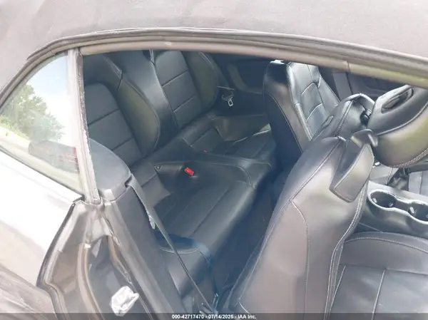 1FATP8UH4H5293879 2017 FORD MUSTANG - Image 8