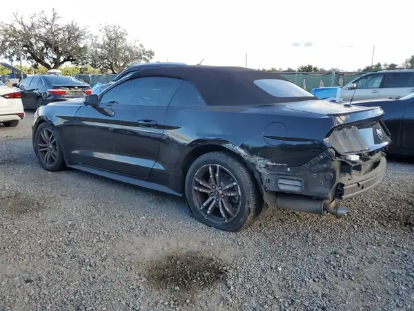 1FATP8UH4H5294983 2017 FORD MUSTANG - Image 2