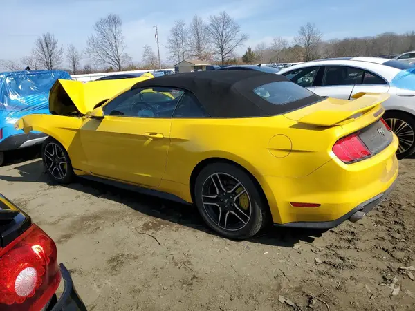 1FATP8UH4J5118019 2018 FORD MUSTANG - Image 2