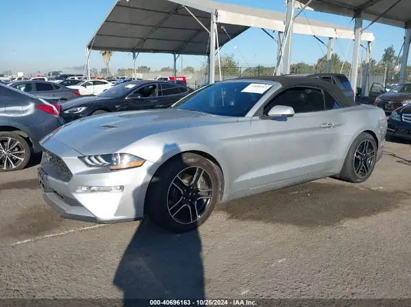 1FATP8UH4J5142434 2018 FORD MUSTANG - Image 2