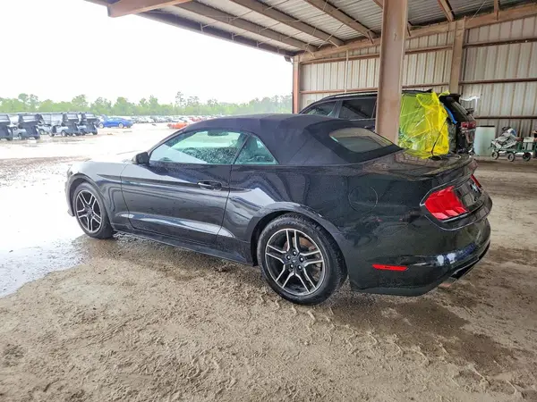 1FATP8UH4J5142904 2018 FORD MUSTANG - Image 2